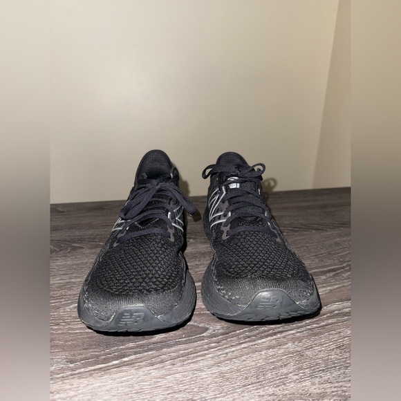 New Balance Fresh Foam 1080v11 running Men shoes size 10 main image 8